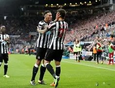 字母哥半场,高效输出,领先优势被,皇冠体育app下载,皇冠体育官网,澳门皇冠体育,bet皇冠体育在线